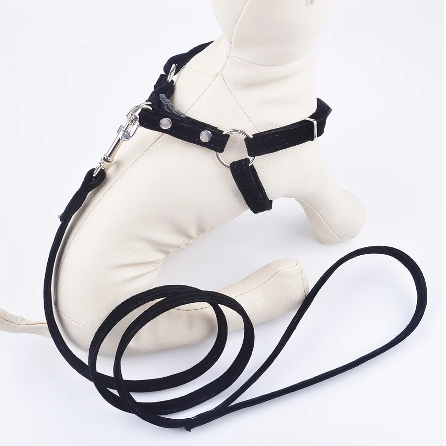 

Soft Dog Harness Leash Set Suede Padded Adjustable Dog Halter Harnesses For Small Pets Dogs 47'' Leashes Red Black Brown
