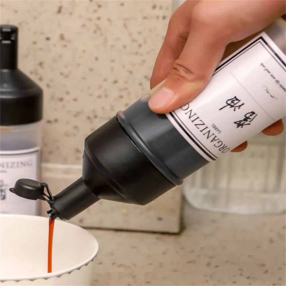 

250ML Squeeze Condiment Bottles Kitchen Ketchup Mustard Salad Sauce Dispenser Sauces Olive Oil Bottle Bottle Kitchen Gadget