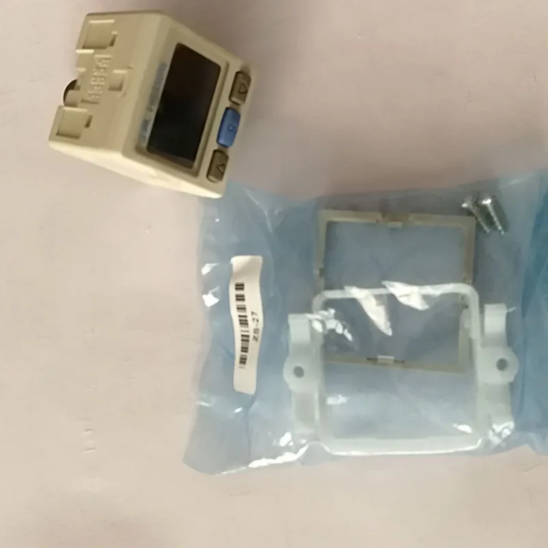 Кронштейн для крепления на панели ZSE30 ISE30A Крепление цифрового датчика давления