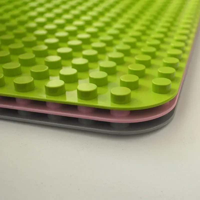 Базовая пластина из больших блоков