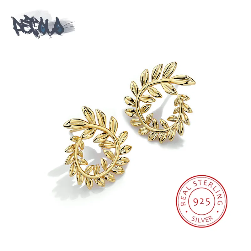 

Женские серьги-гвоздики из серебра пробы в форме пшеницы