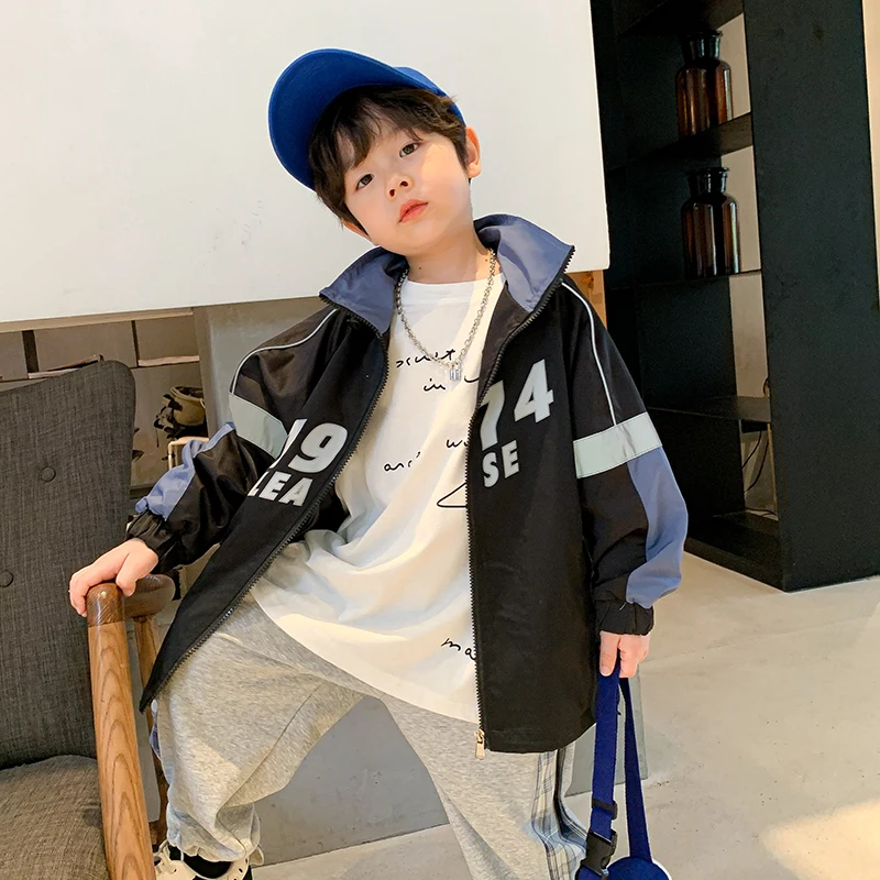 

Пальто для мальчиков детская одежда Новинка Весна 2022 стильная Свободная куртка для малышей уличная куртка Детская рубашка на молнии