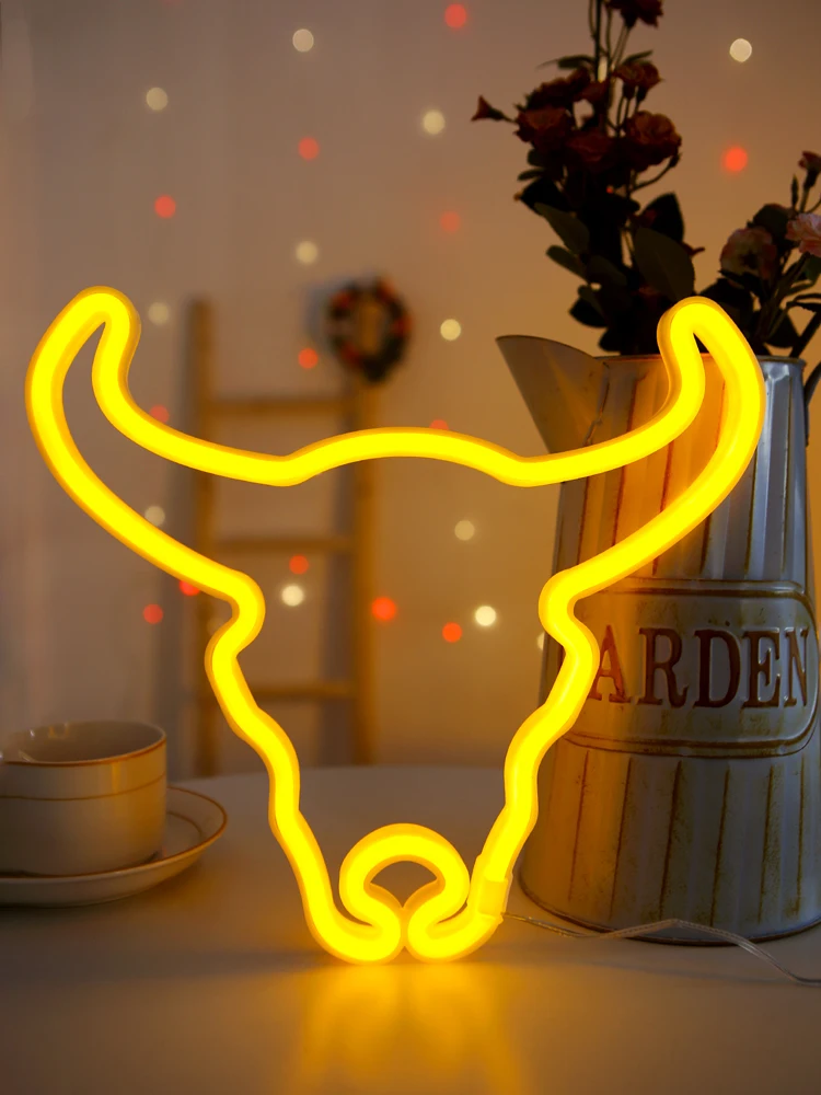 

LED Neon Bull Head Hanging Modeling Light Festive Christmas Window Decoration Wall Hanging Bedroom Decoration Night Light