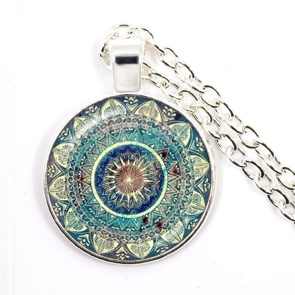 

Charm Mandala Art Picture Necklace Henna Yoga Om Symbol Zen Buddhism 25mm Glass Cabochon Pendant Jewellery For Women Girls Gift