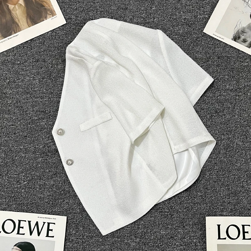 

White suit jacket female in the summer of 2023 the new contracted pearl leisure suit