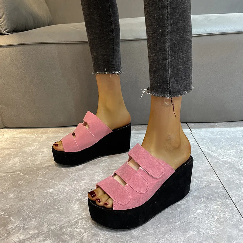 Slippers Women 2022 Summer Large Size European And American Suede Round Toe Slides Thick Sole Wedge Heel Heightening Sandals