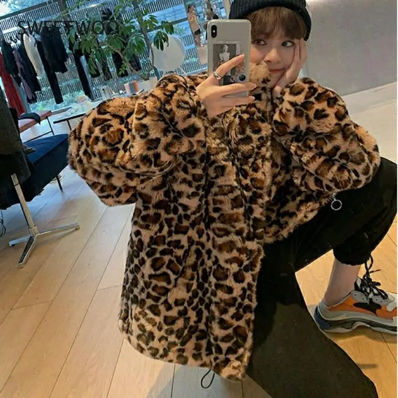Winter Leopard Print Jacket Women's Stand Collar Warm Parkas Outwear 2021 New Autumn Winter Korean Female Loose Faux Fur Coats