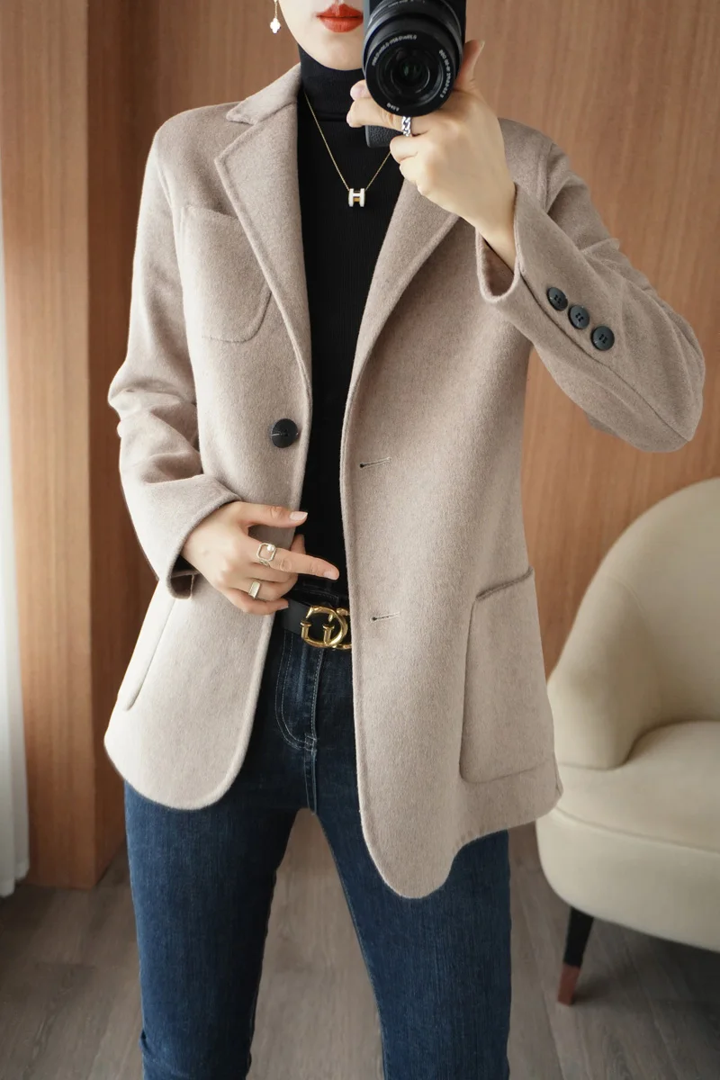 Женское однотонное пальто из шерсти и смесовых тканей