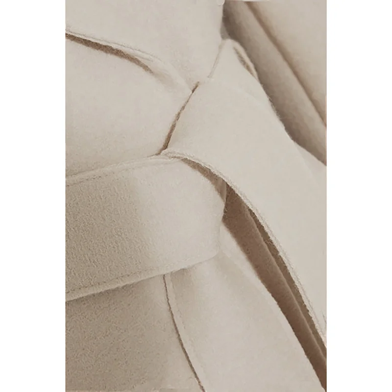 Рисунок 6 - Женское элегантное шерстяное пальто