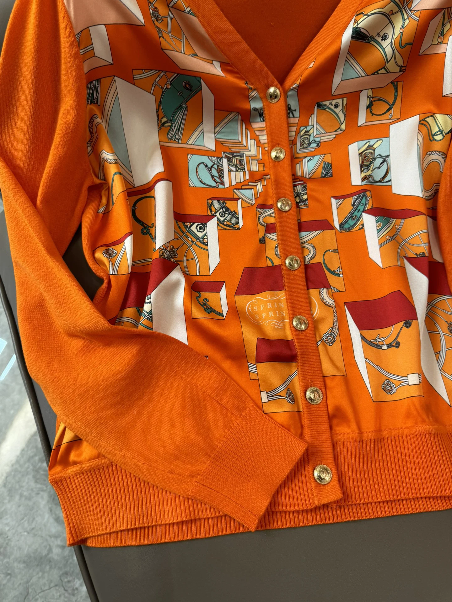 Женский тонкий кардиган с длинным рукавом дизайнерский Шелковый вязаный