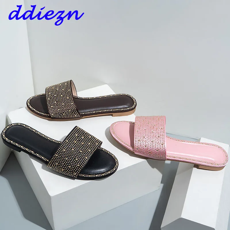 

Шлепанцы стразы женские с заклепками, плоская подошва, пляжные тапочки-гладиаторы, сланцы, летняя мода, 2023