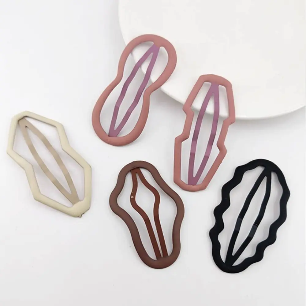 

4PCS Metal Polygon Shaped Hollow Clip Gift Resin Portable Vintage Hair Accessories Peanut Shaped Hair Styling Tool Girl