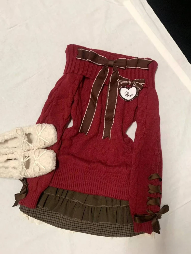 Свободный вязаный свитер с открытыми плечами и длинными рукавами ленивым бантом