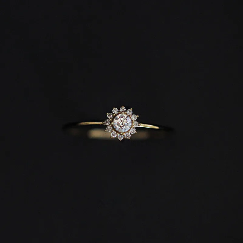 

Женское простое кольцо в виде подсолнуха, Корейская версия из стерлингового серебра 925 пробы с паве кристаллов, модное позолоченное Ювелирн...