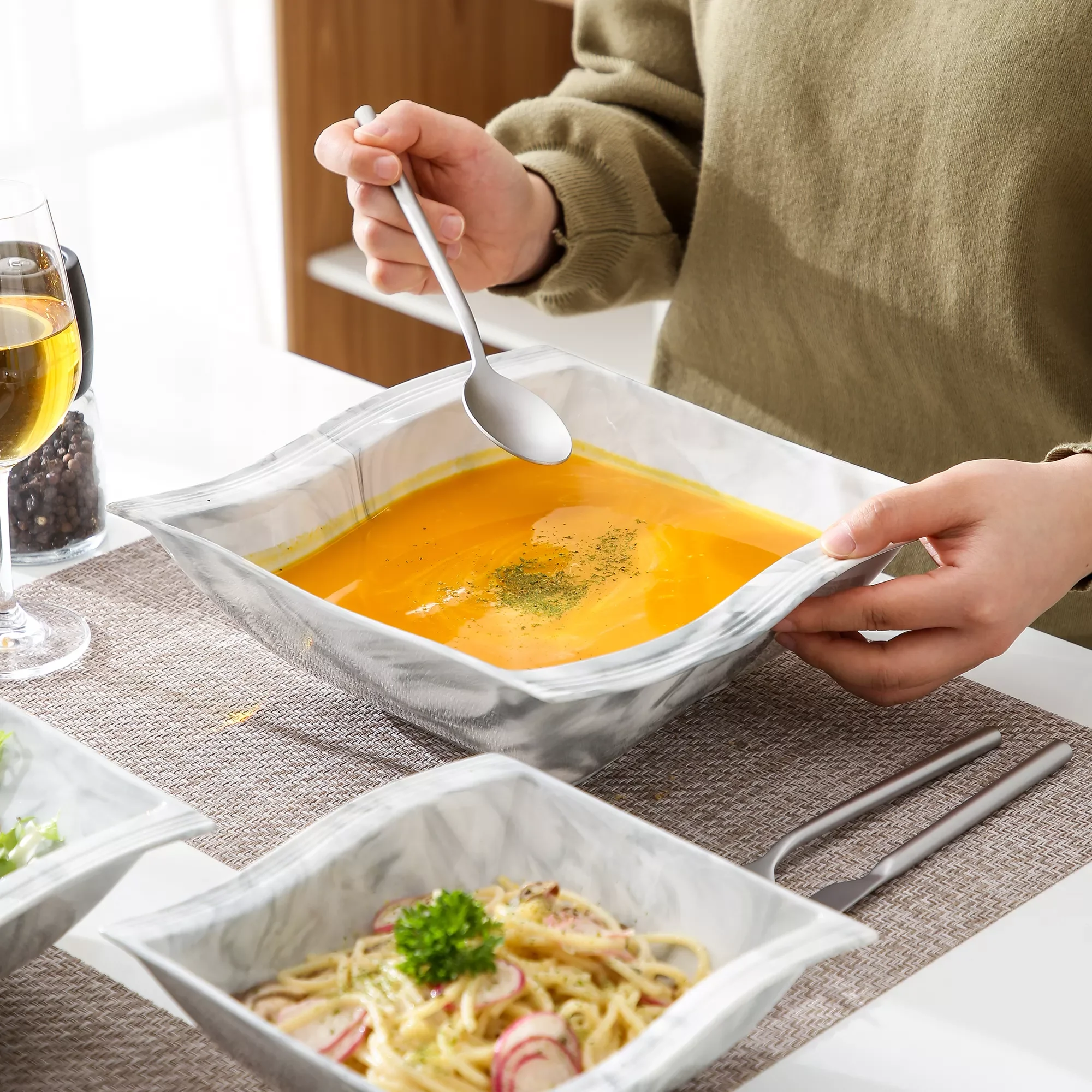 

FLORA 3-Piece Marble Porcelain Cereal Oatmeal Bowl Soup Bowl Set with 1*7" Square Bowl,8.5" Square Bowl,10" Square Bowl