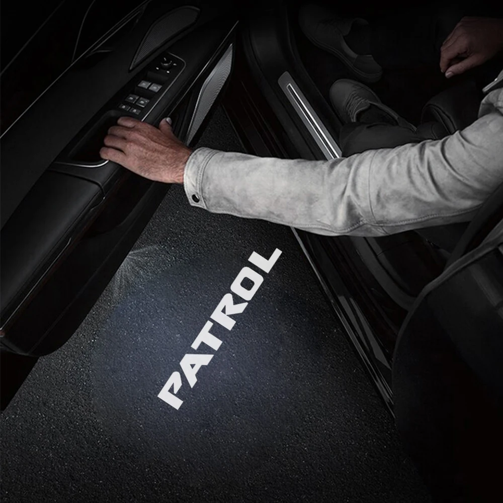 

2 шт. Светодиодные автомобильные дверные фонари для Nissan Patrol Y62 2010 2011 2012 2013 2014 2015 2016 2017 2018 2019 Аксессуары для проектора Nismo