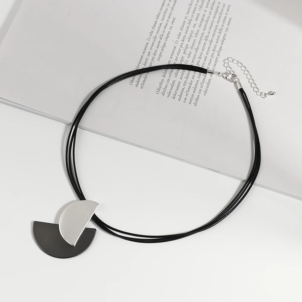 

Amorcome Fashion Two Semicircle Pendant Black Leather Necklace Suspension Neck Decoration Accessories Jewelry for Women 2022