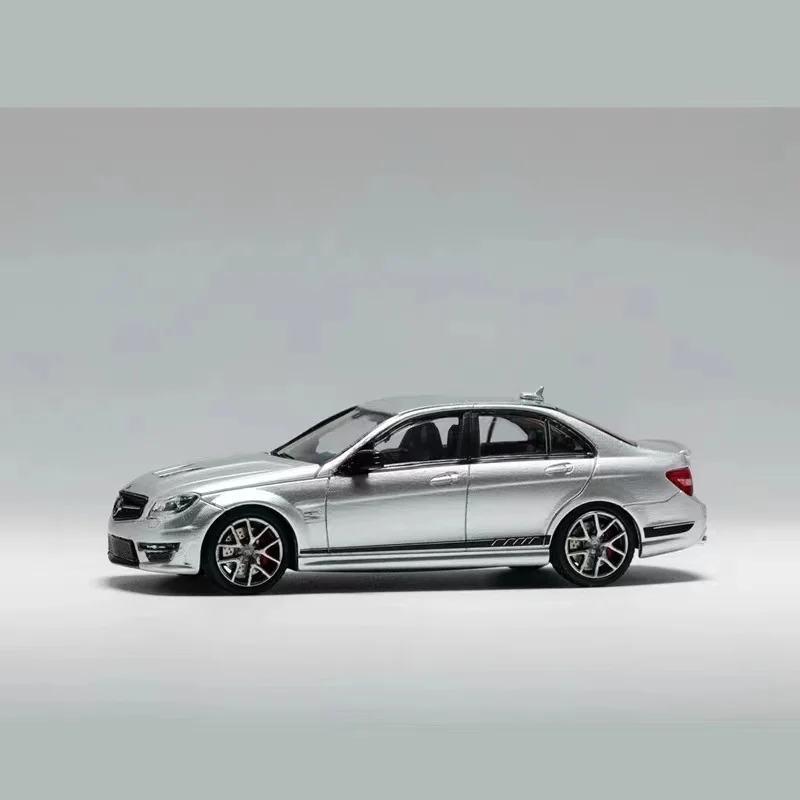 Модель автомобиля Mercedes-Benz AMG C63 W204 507