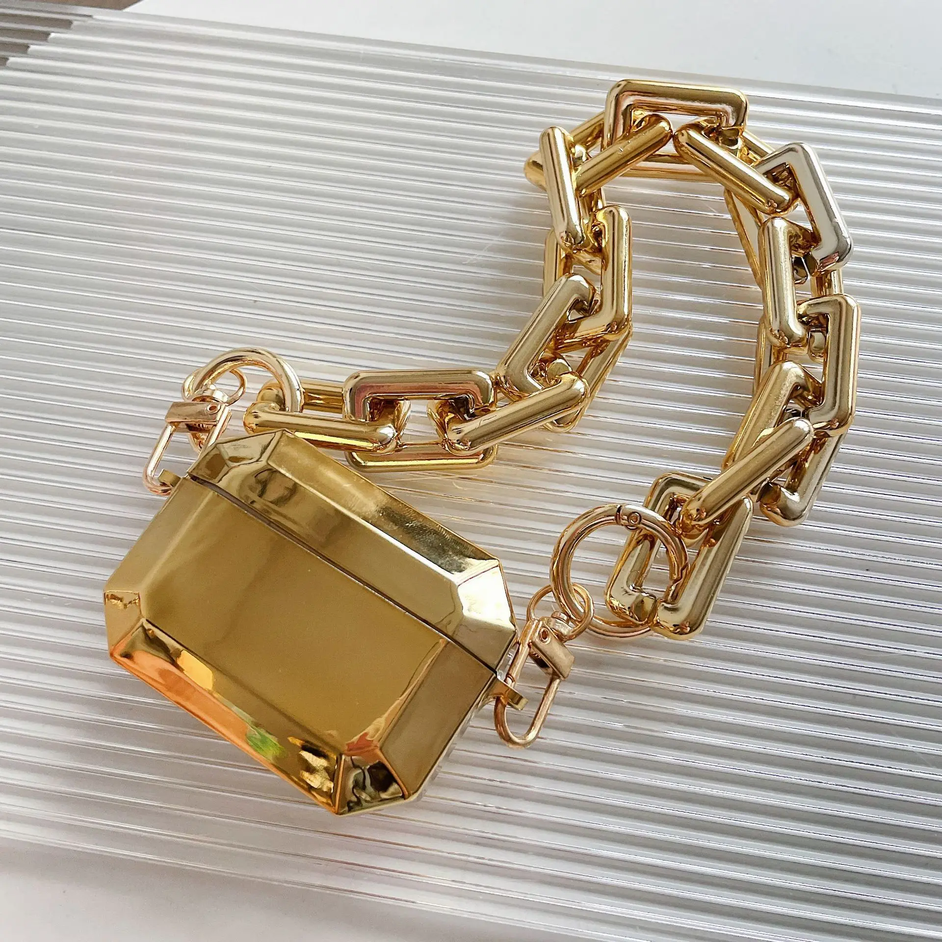 

Роскошный золотистый чехол airpods pro, супер яркий чехол с цепью, геометрический чехол для airpods, чехол с ремешком airpods 2, чехол s