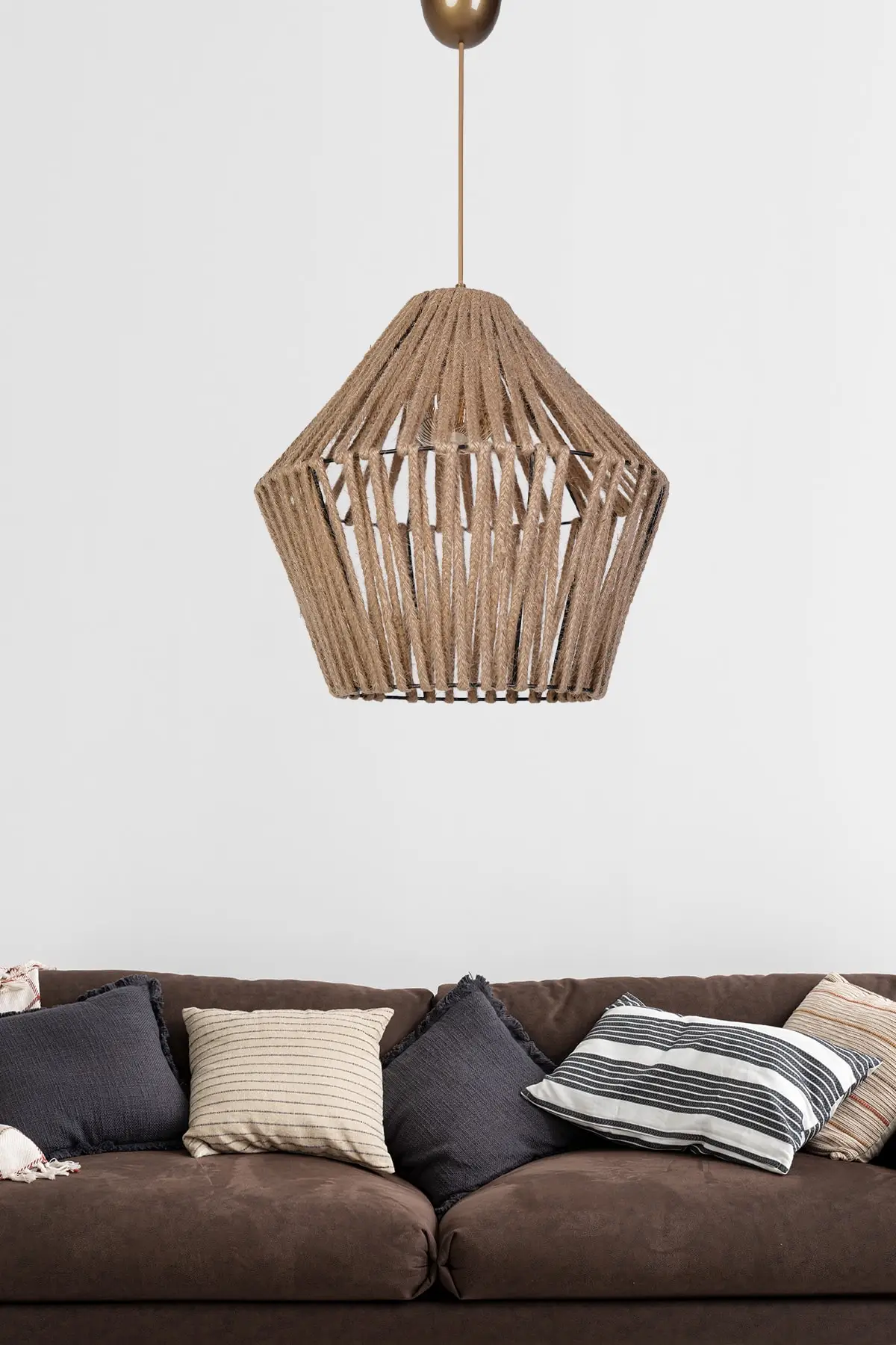 

Жемчужная коричневая люстра ручной работы