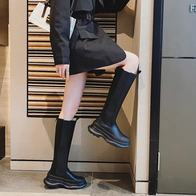 Female Chesil Boots High  Microfiber Round Shape Solid Color Waterproof and Non Slip Set of Feet  Platform Shoes