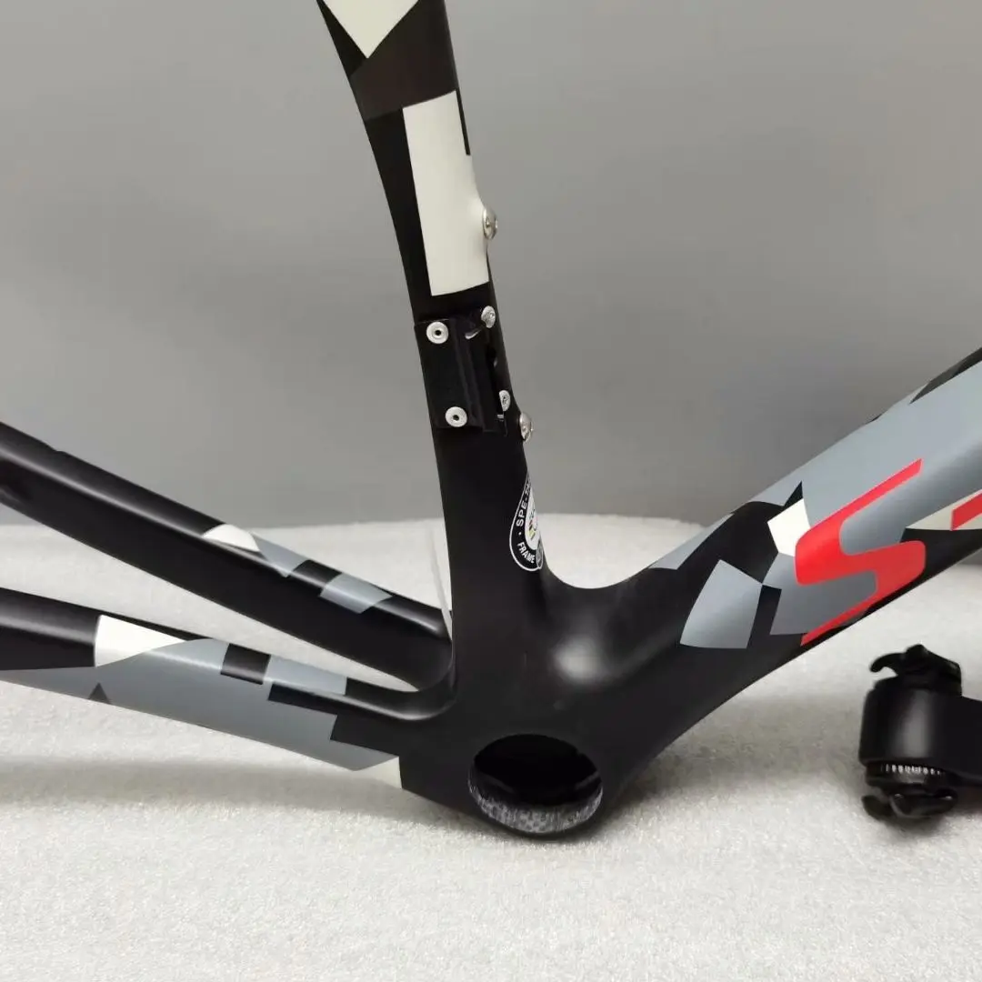 

SL6 T1100 Bike Frame V Brake Carbon Fiber Frame Bicycle Frame Fit Di2 Made in Taiwan