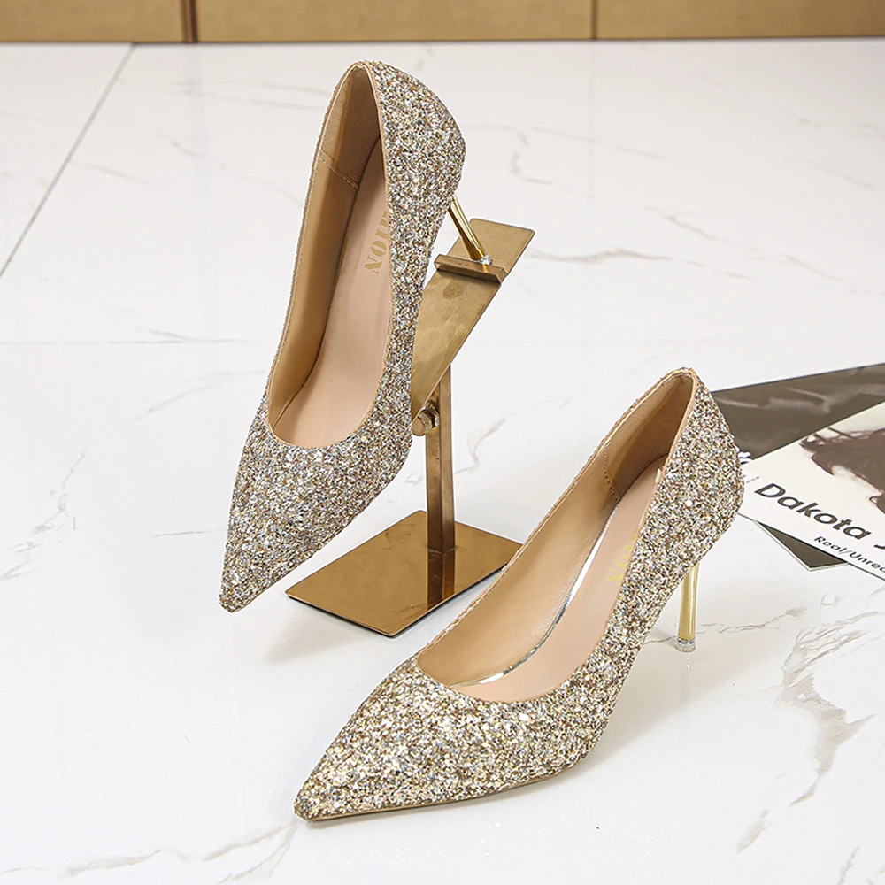 

2023 Bridal shoes Thin heels pointed gold wedding shoes crystal sequin high heels light mouth silver women's single shoes