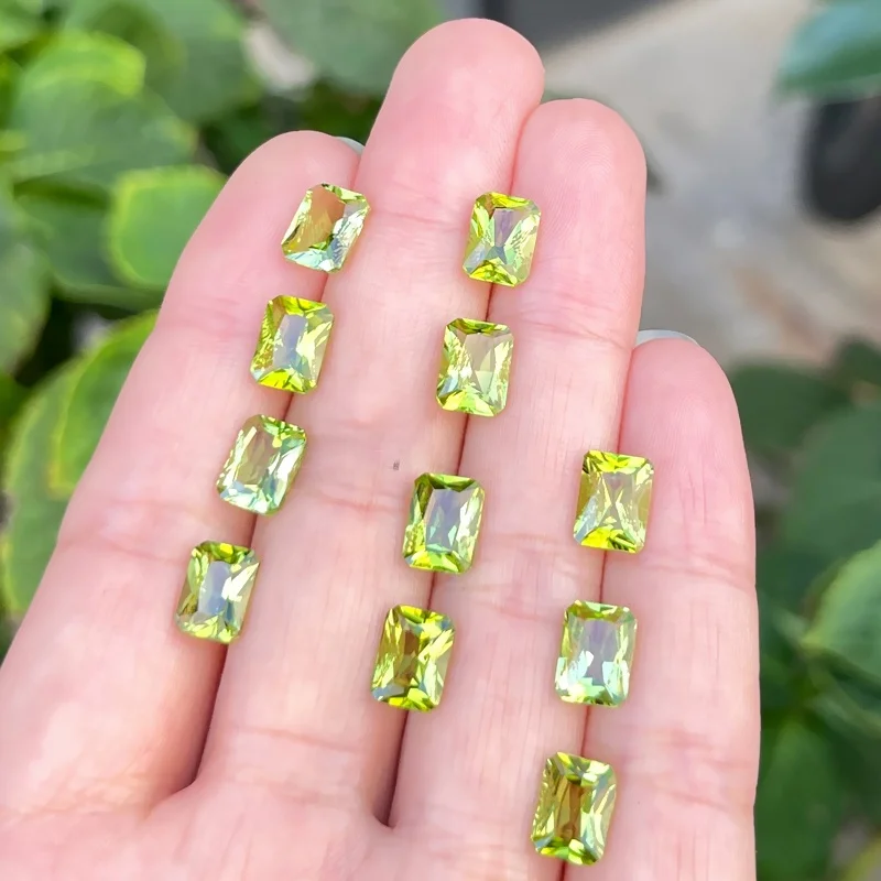 Кольцо из натурального перидота с голым камнем прямоугольное 6*8 мм огранка Ledean