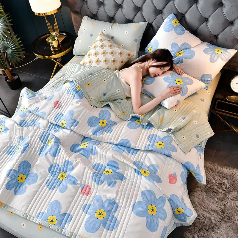 

High Quality Summer Quilts Quilting Mechanical Wash Single Double Blanket Bed Quilt Soft Skin Friendly Adults Childs Comforter