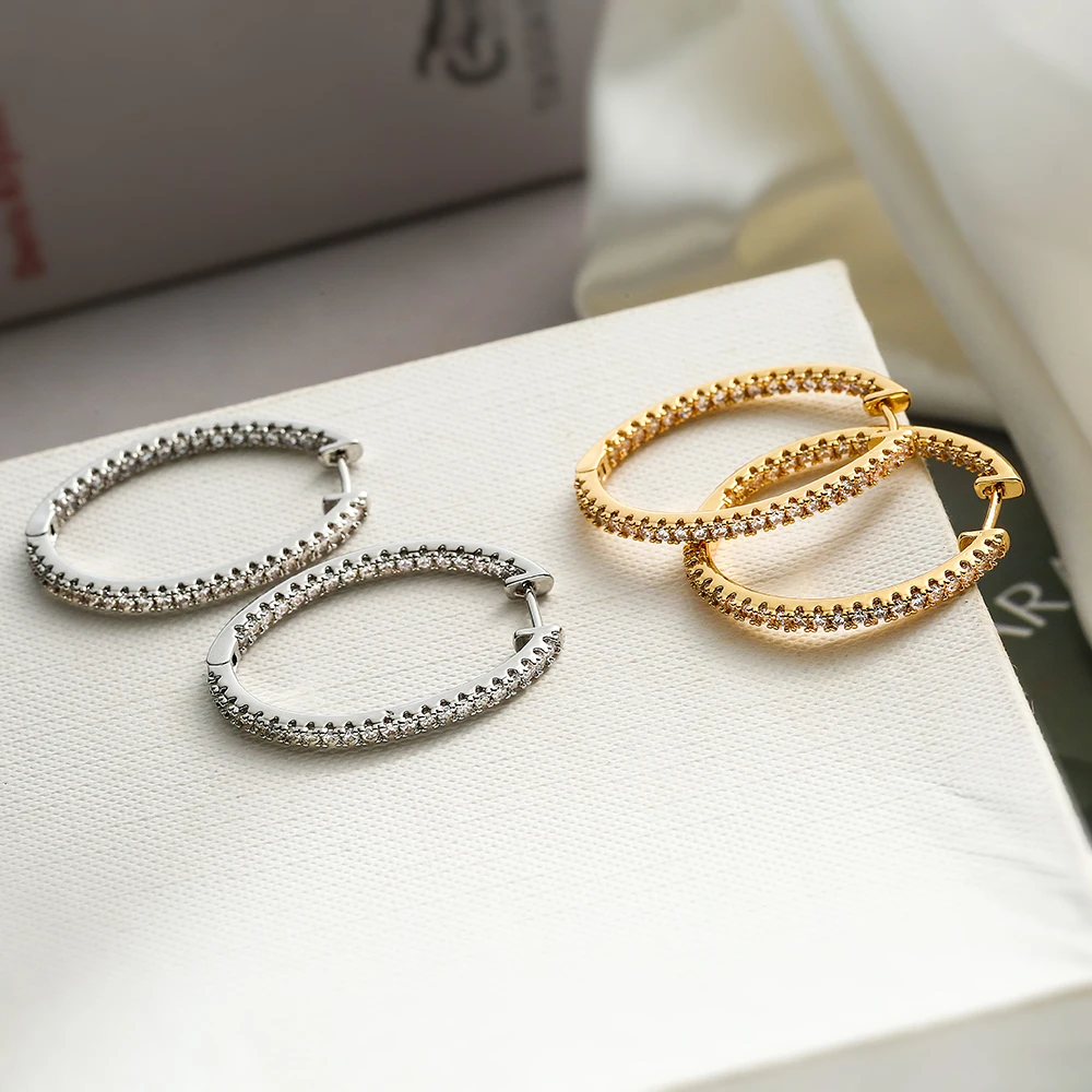 Искусственная кожа для женщин и девушек