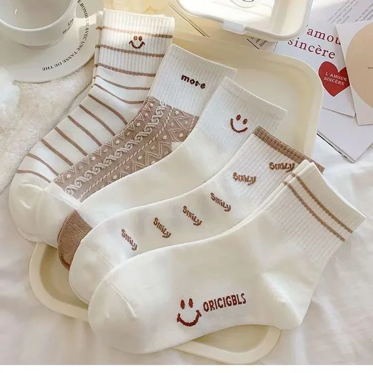 Женские осенне-зимние универсальные милые чулки с высоким берцем в