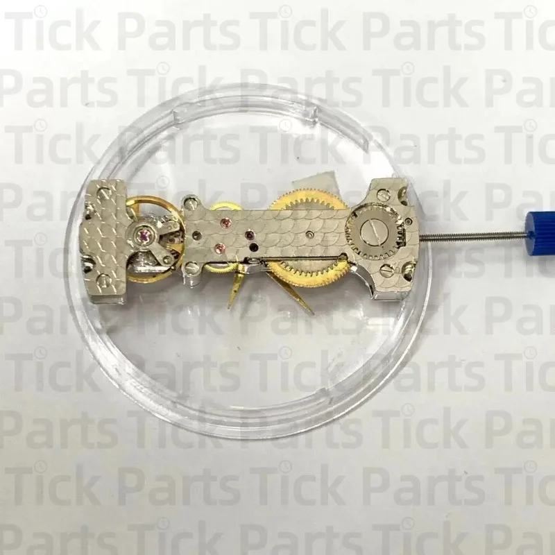 Часы оснащен отечественным механическим механизмом с ручным заводом в Шанхае