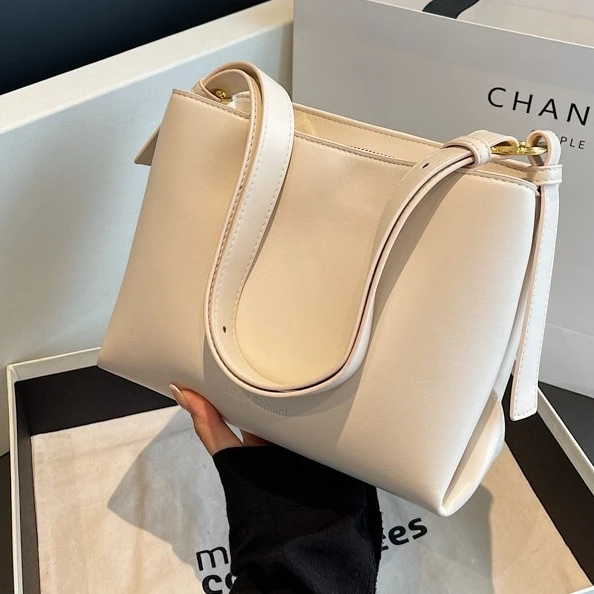 

Fashion Bucket Bag Retro Big Bag Women 2023 Autumn/Winter New Fashion Versatile Texture Shoulder Bag Underarm Bag designer bag