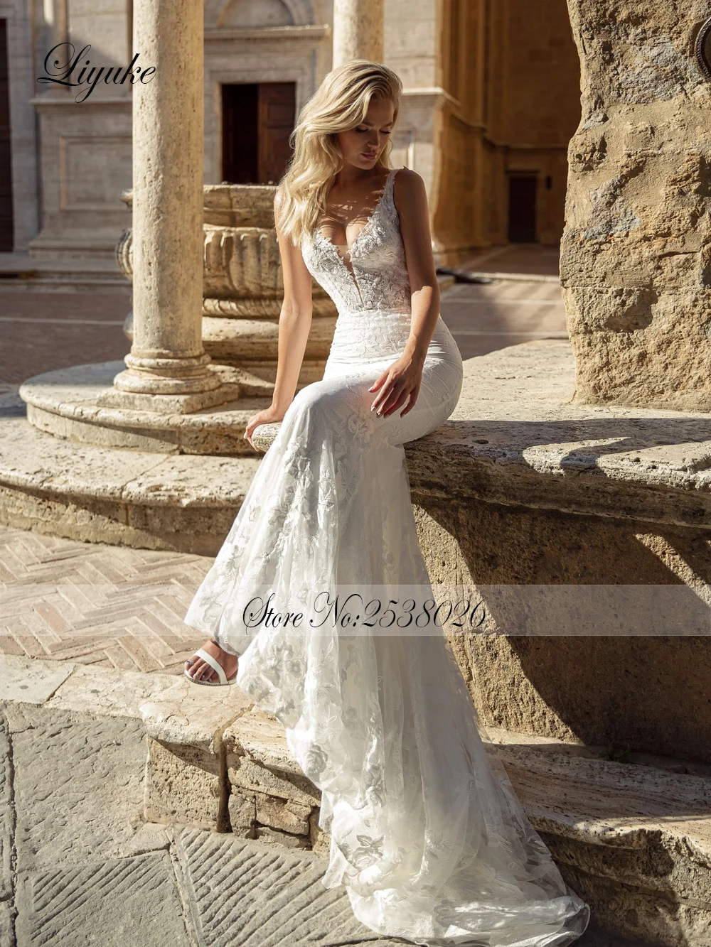 Liyuke Элегантное свадебное платье русалки с v-образным вырезом и вышивкой в стиле
