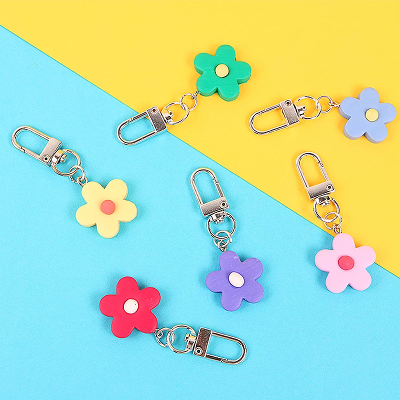

1PC Cute Candy Color Flower Key Chain Pendant Key Ring Car Backpack Charms Decoration Bag Accessories Bag Decorations