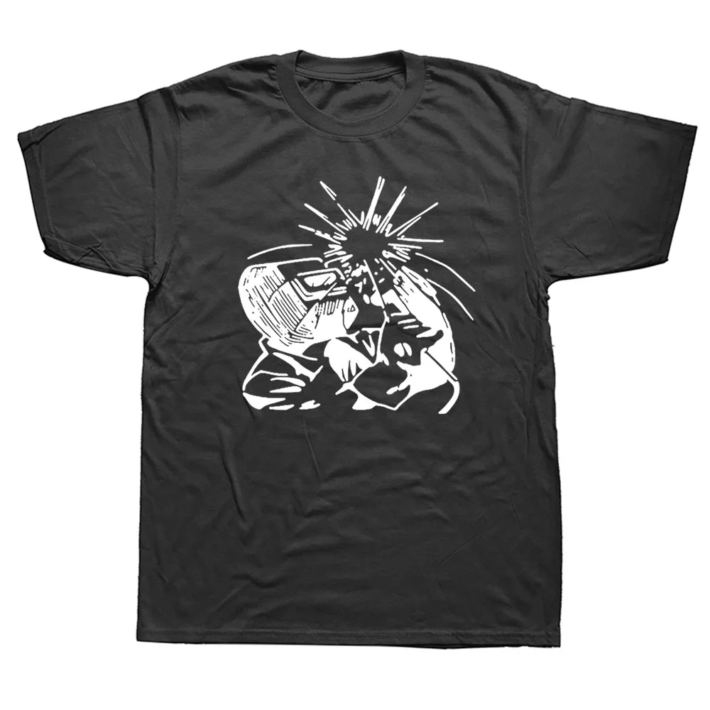 

Футболка мужская с коротким рукавом, круглым вырезом и графическим принтом