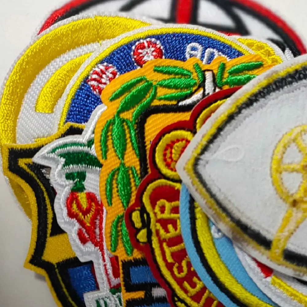 

Football team series logo Patches for iron Clothing Jackets DIY Sew on Ironing Embroidery Patch hat T-Shirt badges