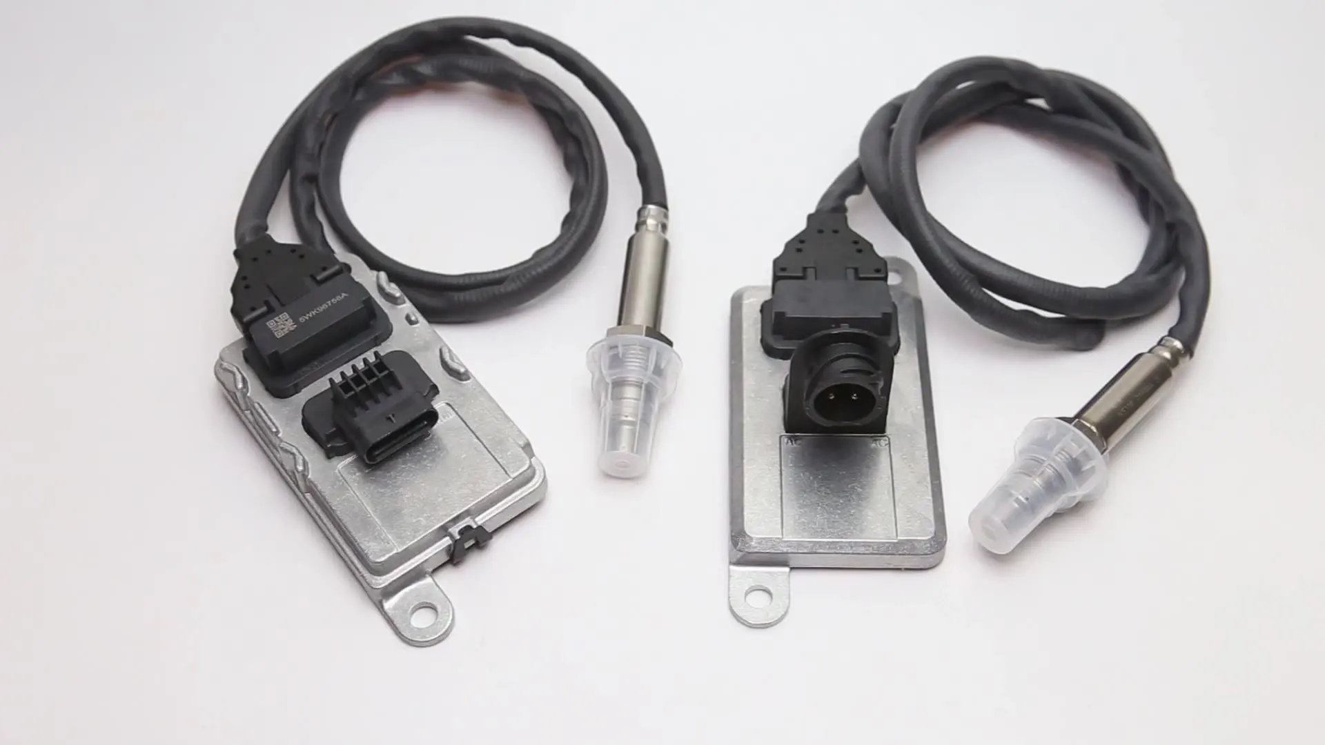 

Original New A0009053403 5WK96681D 5WK96681A NOX Sensor W166 W172 W205 W207 W251 W221 W212 0009053403
