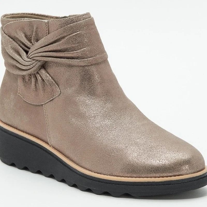 Plus Size Women Boots Flock Spring Autumn 2022 New Fashion Modern Boots Woman Platform Shoes Chelsea Boots Wedges Casual Shoes