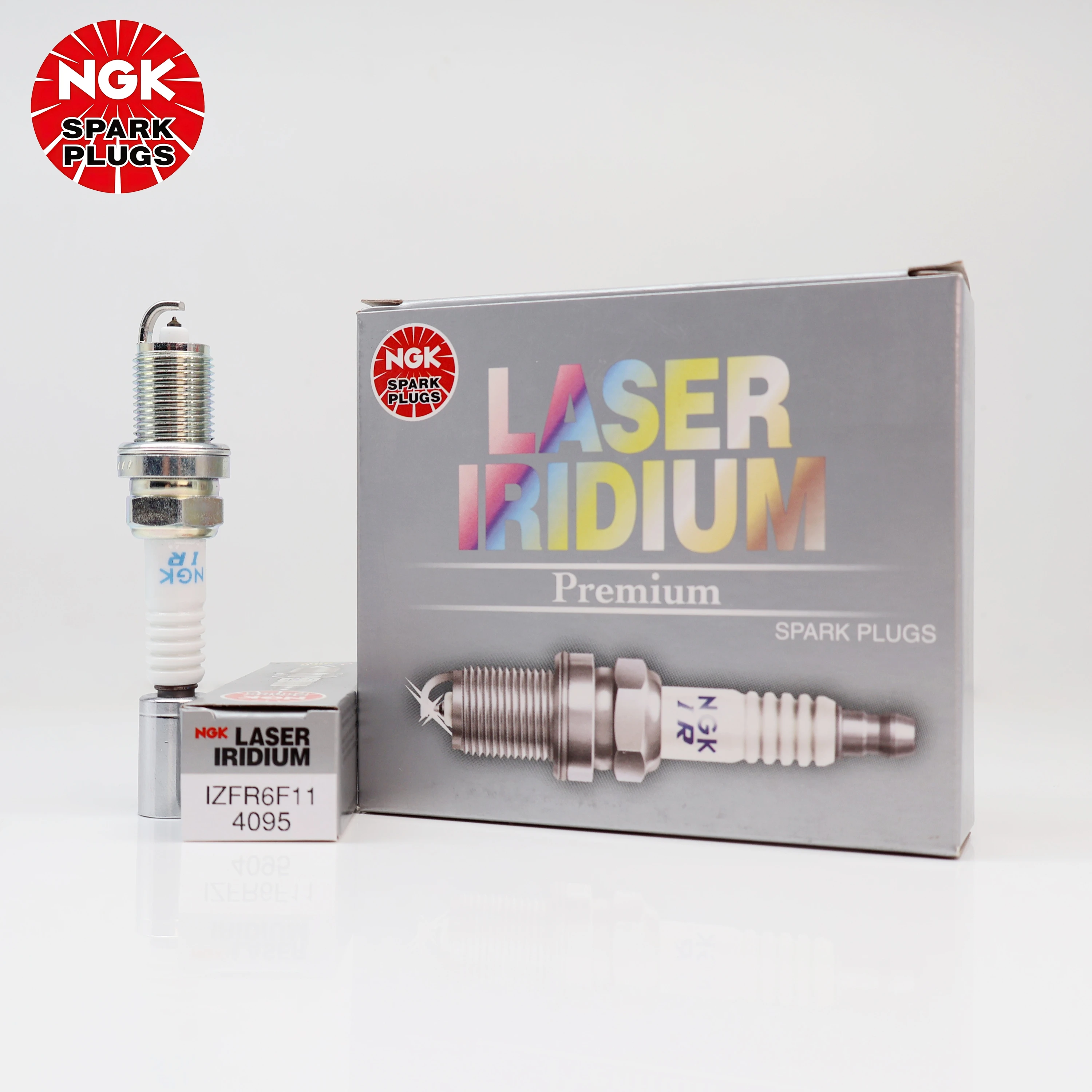 Фото Оригинальная свеча зажигания NGK Laser Iridium IZFR6F11 4095 для HONDA, KAWASAKI OEM: 31916ZY3003, 920700007, 31916ZY30030 №3