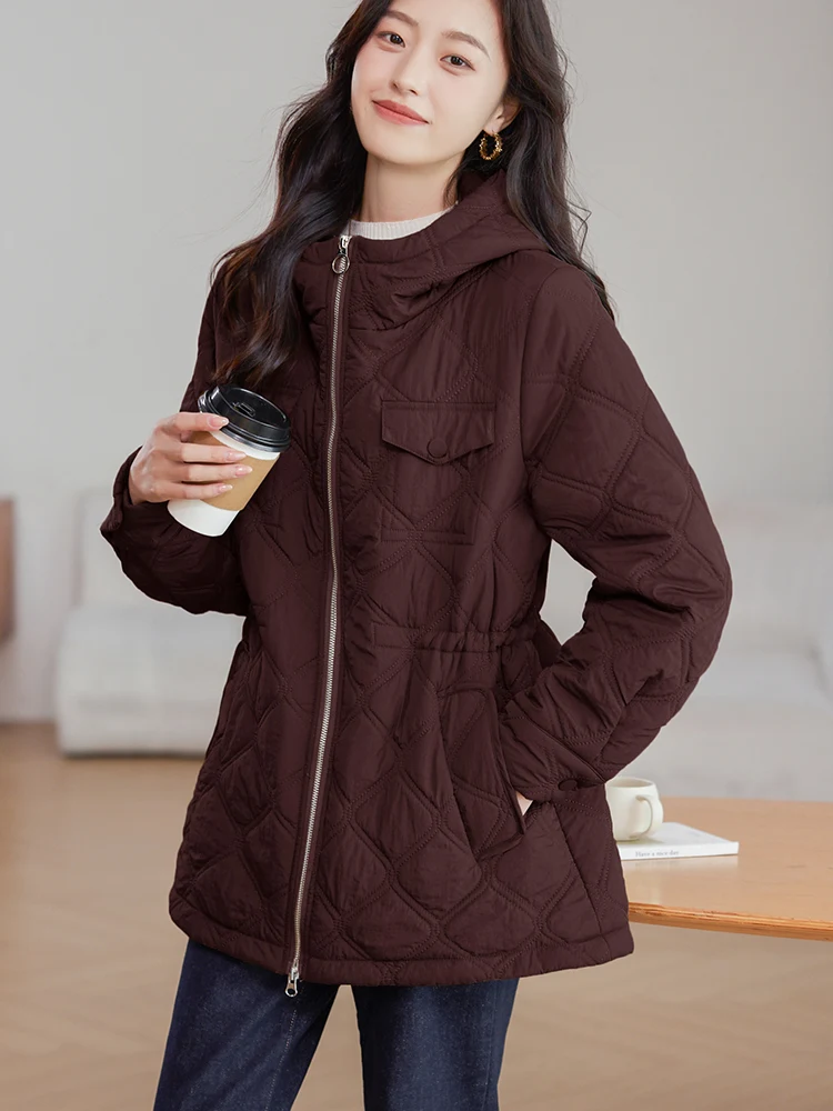 Стеганая верхняя одежда с ромбами женская зимняя новинка 2024 свободная куртка
