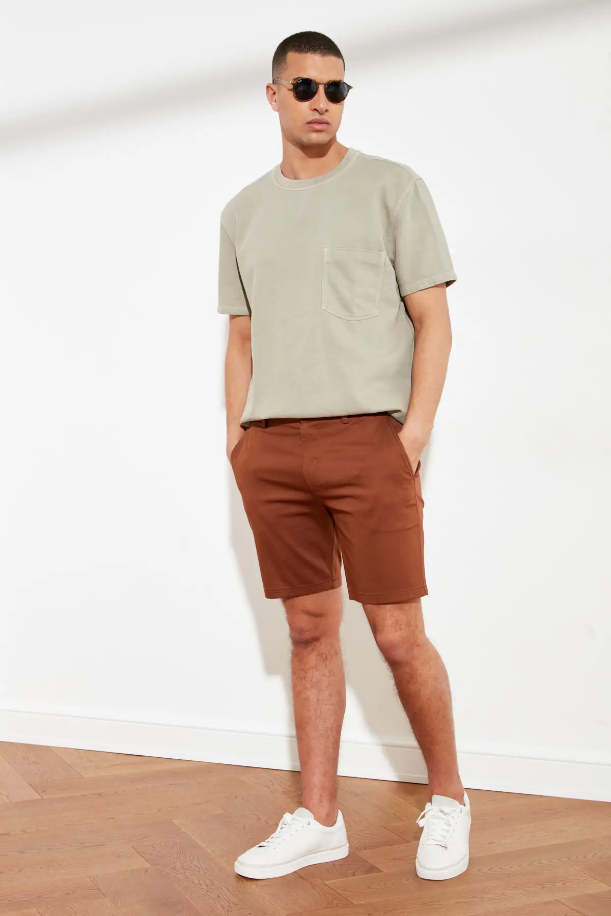 

Trendyol Male Slim Fit Chino Shorts & Bermuda TMNSS21SR0093