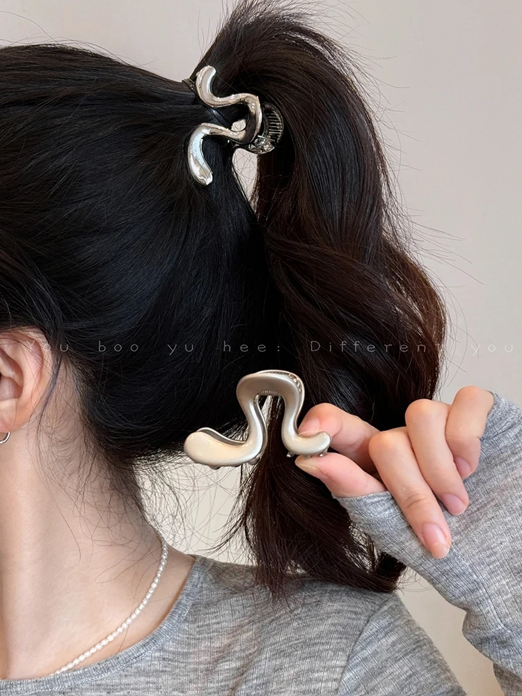 Минималистичный металлический коготь для волос женщин — высококачественный