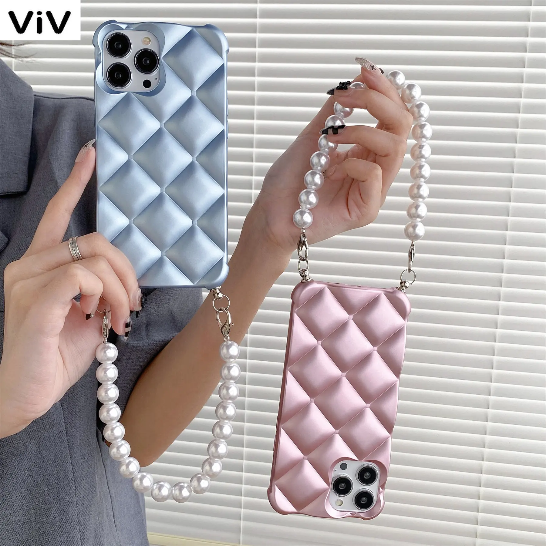 

Luxcury Korean portable Pearl Bracelet Chain Pink Blue Retro Rhombus Case For iPhone 13 12 11 14 Pro Max X XS XR 7 8 Plus Cover