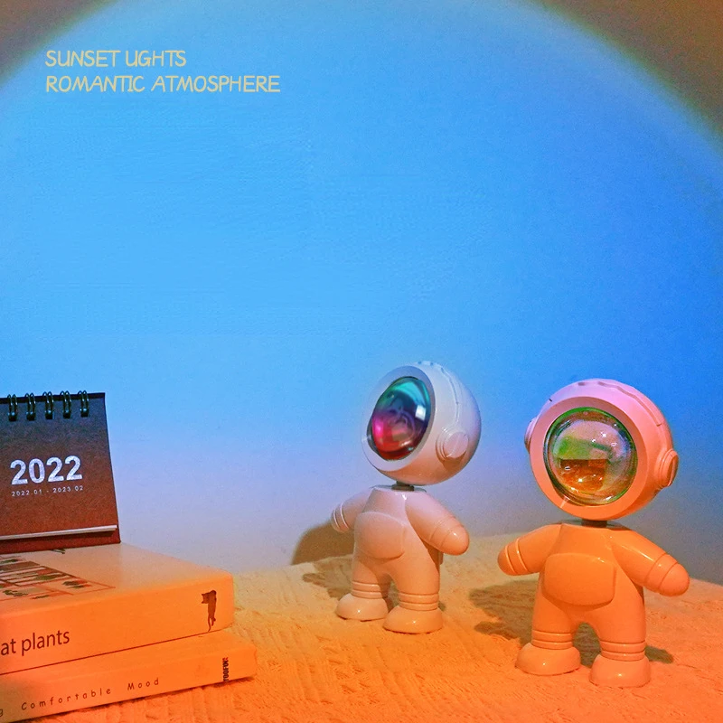 

Астронавт робот закат лампа-добавить цвет к вашим фотографиям