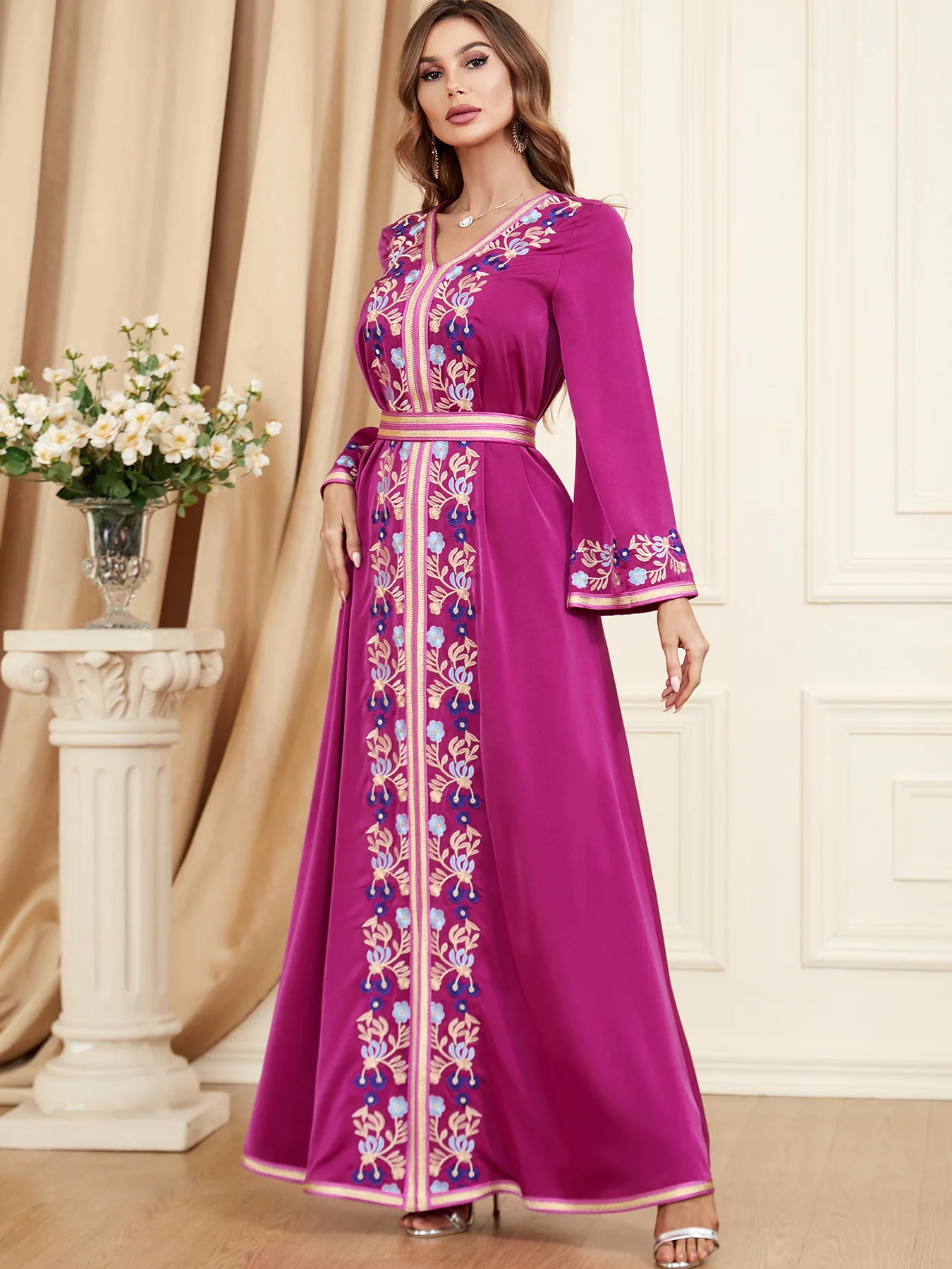 Этническое Kuwaiti женское джалабият абайя для ОАЭ Дубай однотонное платье с
