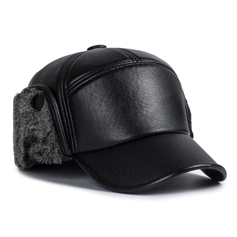 Стильная спортивная шапка для активного отдыха. Теплая в подарок папе дяде и