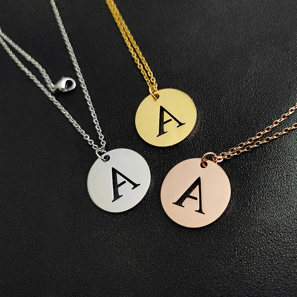 

2022New Necklace Fashion Personality 26Letter Pendant Stainless Steel Ladies Necklace Jewelry Wholesale Retail Banquet Necessary