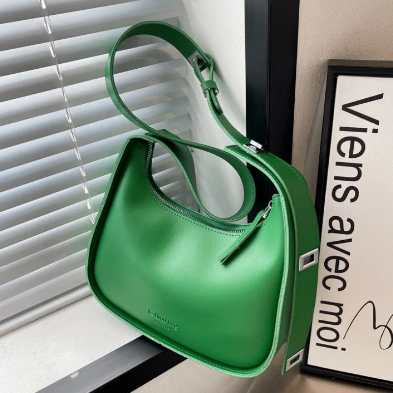 

This Year's Popular Small Bag for Women 2022 New Korean Style Trendy Shoulder Bag High Quality Crossbody Bag All-Matching Undera