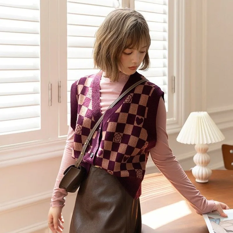 Женский вязаный мини-жилет с винтажным принтом